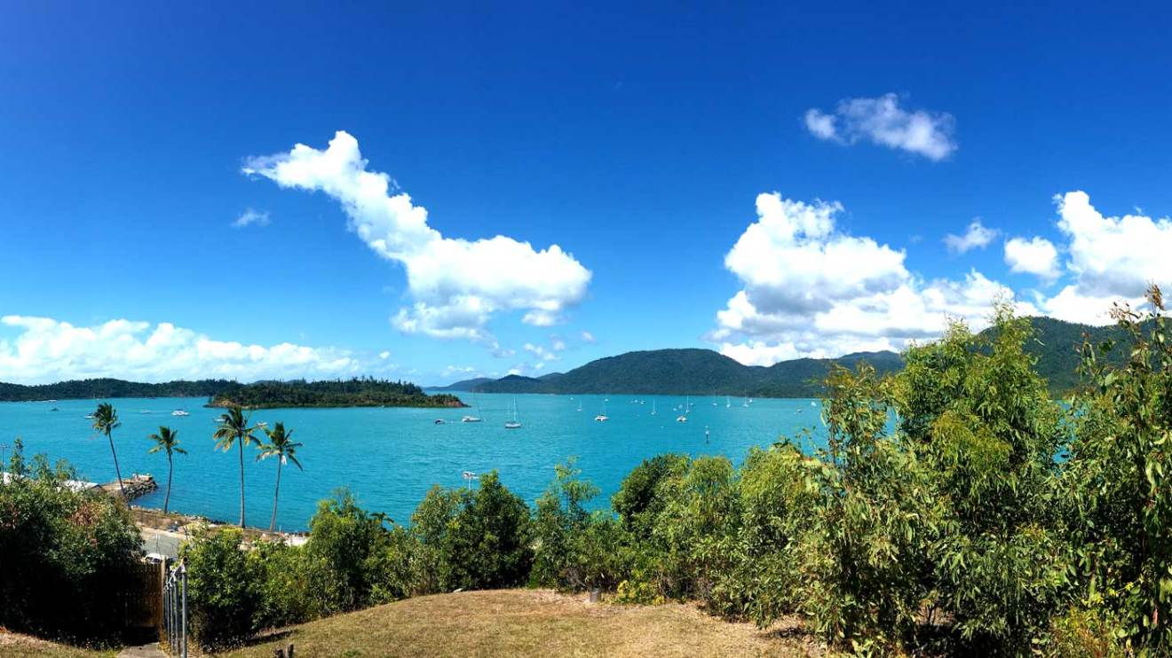 Airlie Beach Glass Bottom Boat Tour
